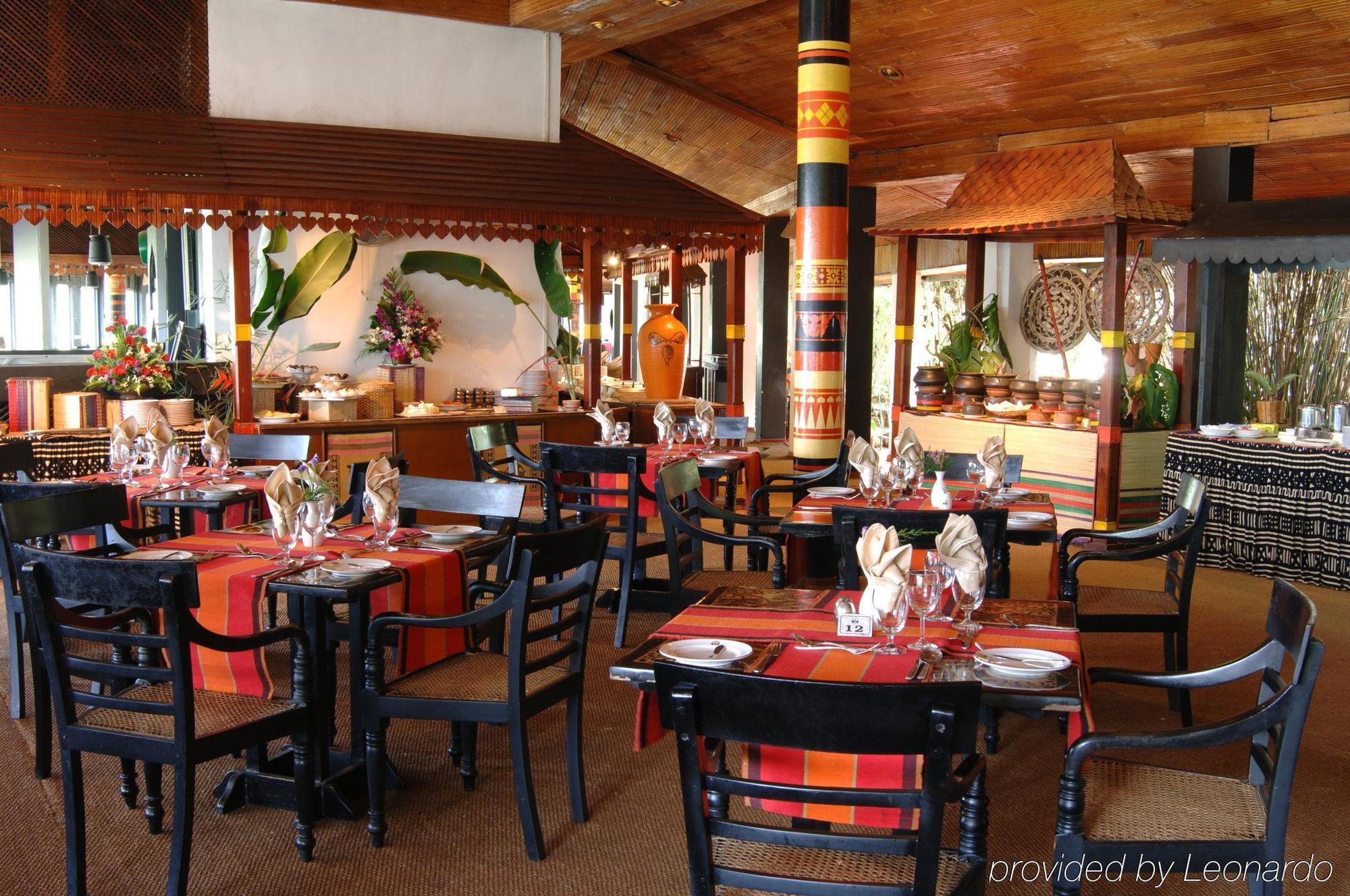 קנדי Hotel Hilltop מסעדה תמונה