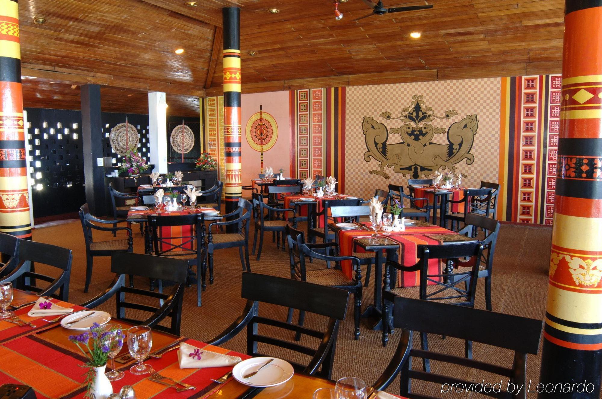 קנדי Hotel Hilltop מסעדה תמונה
