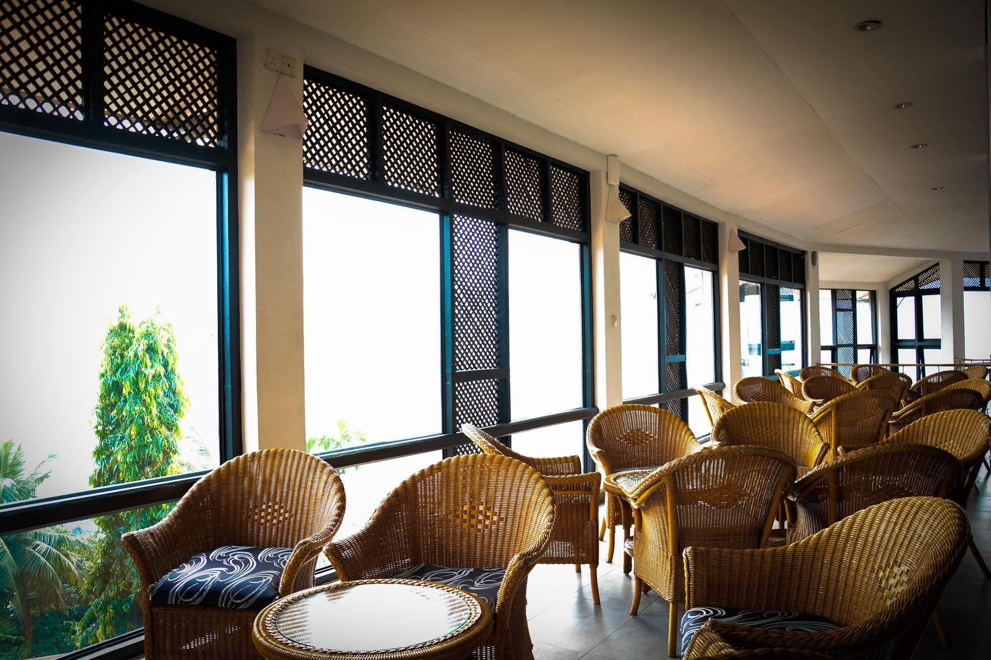 קנדי Hotel Hilltop מראה חיצוני תמונה