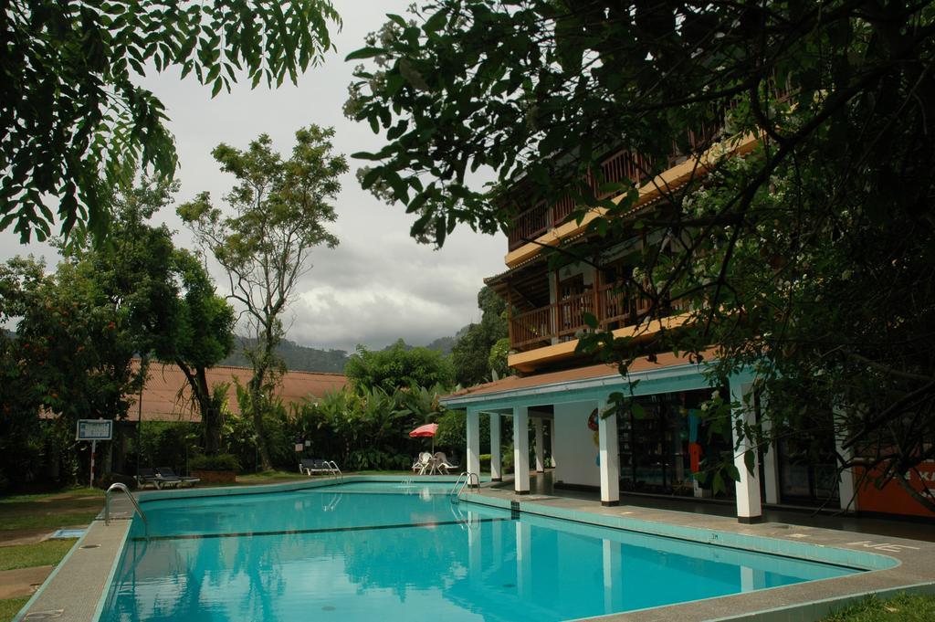 קנדי Hotel Hilltop מראה חיצוני תמונה